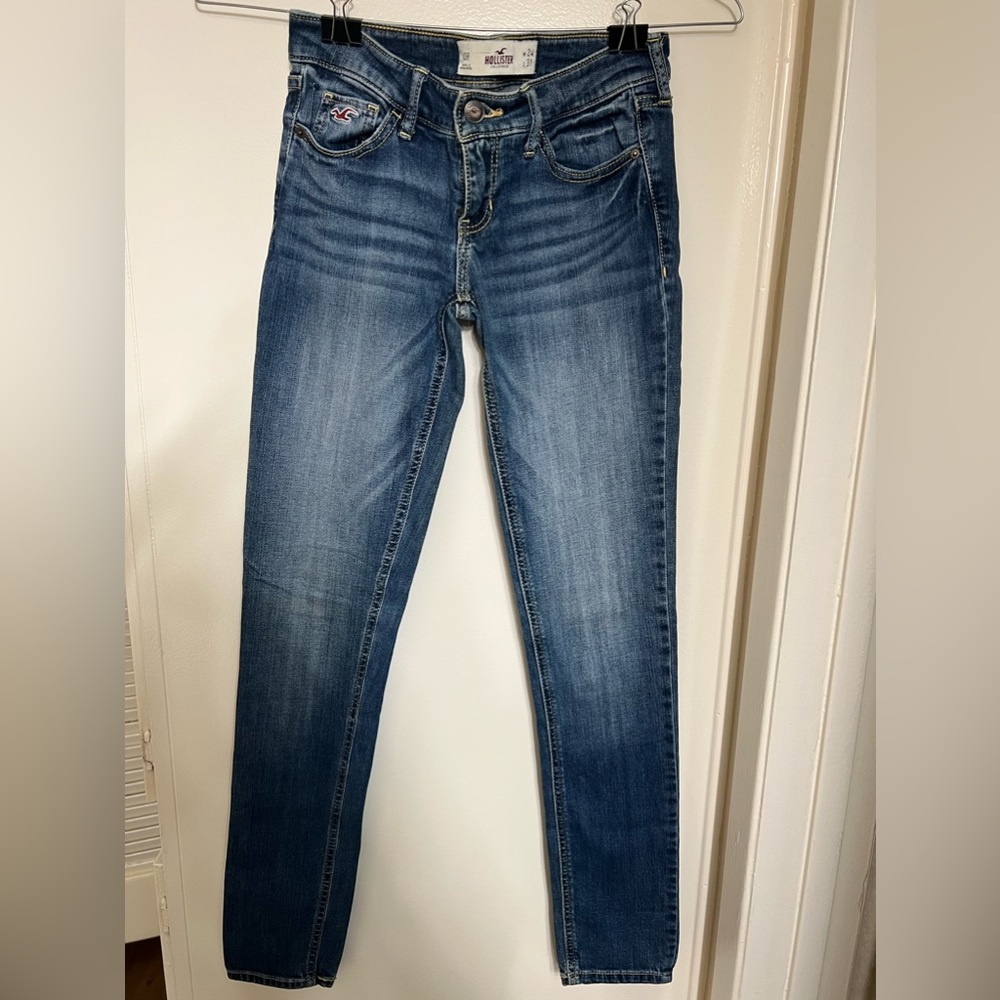 Hollister Jean Jeggins